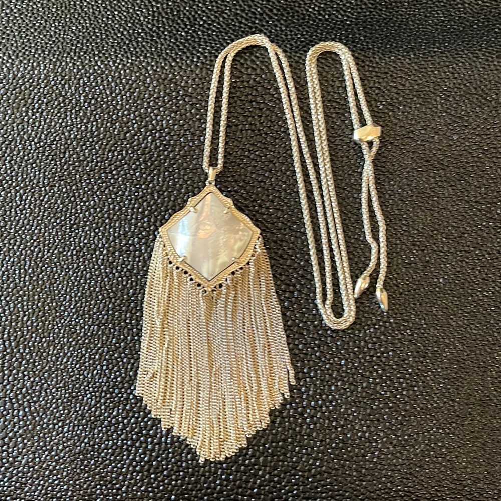 Kendra Scott Kingston Gold Long Pendant Necklace In White Pearl